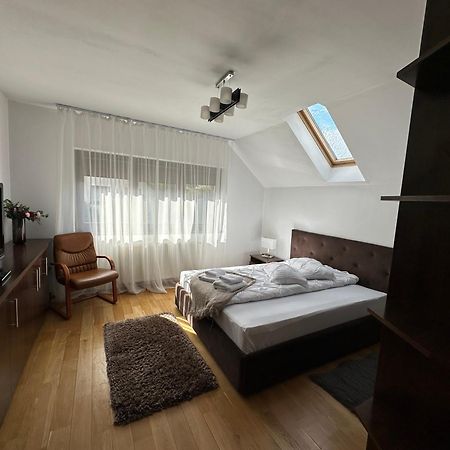 Jack Residence Buşteni Buitenkant foto
