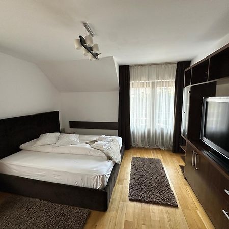 Jack Residence Buşteni Buitenkant foto