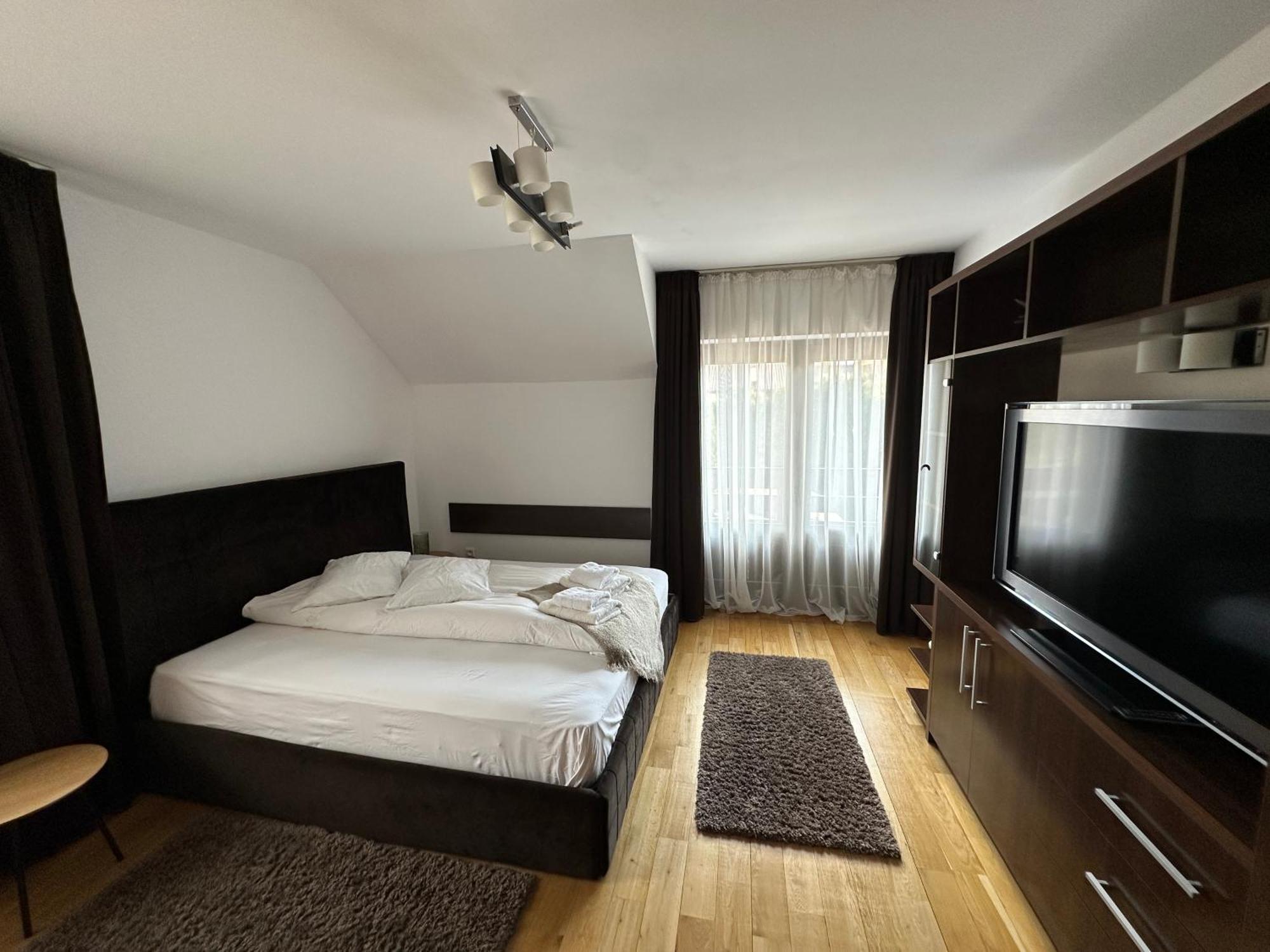 Jack Residence Buşteni Buitenkant foto